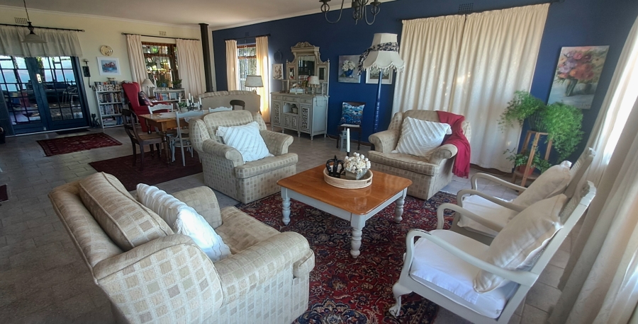 4 Bedroom Property for Sale in Saldanha Heights Western Cape
